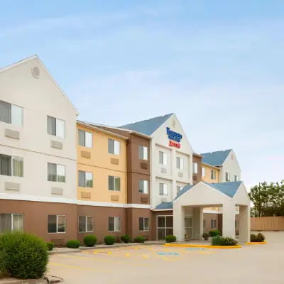 Fairfield Inn & Suites Champaign